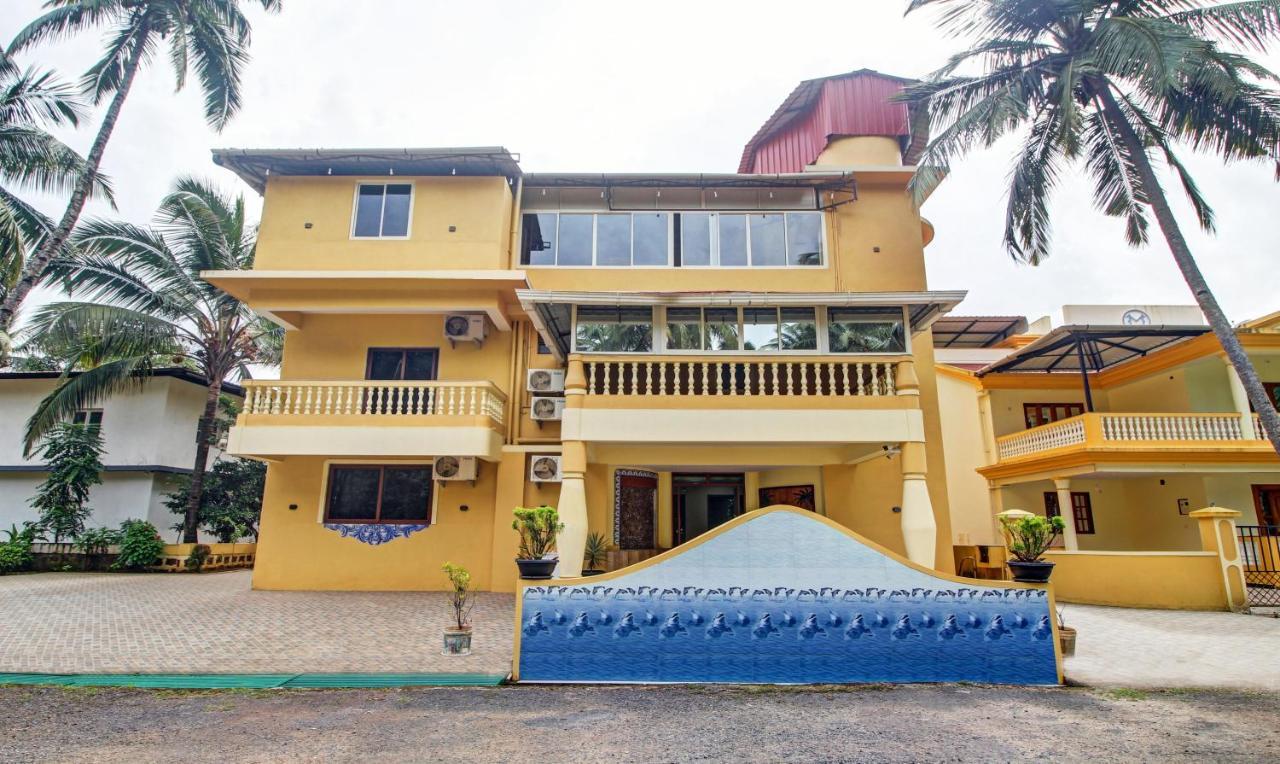 Treebo Majestic Palms, 2 Km From Colva Beach Benaulim Exterior foto