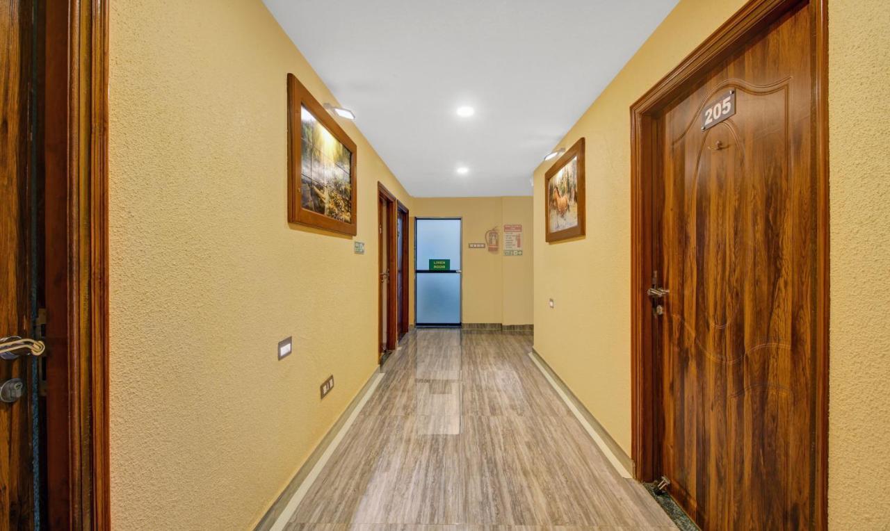 Treebo Majestic Palms, 2 Km From Colva Beach Benaulim Exterior foto